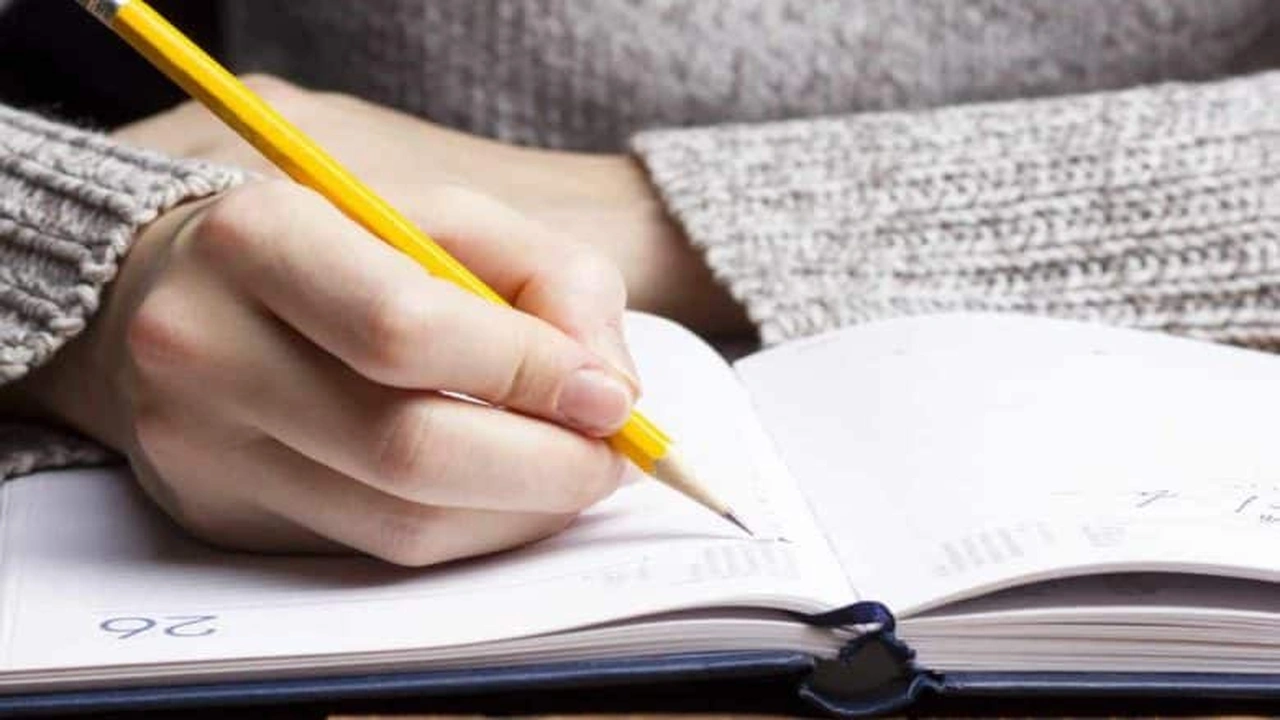 صورة مقدمة بحث طالب