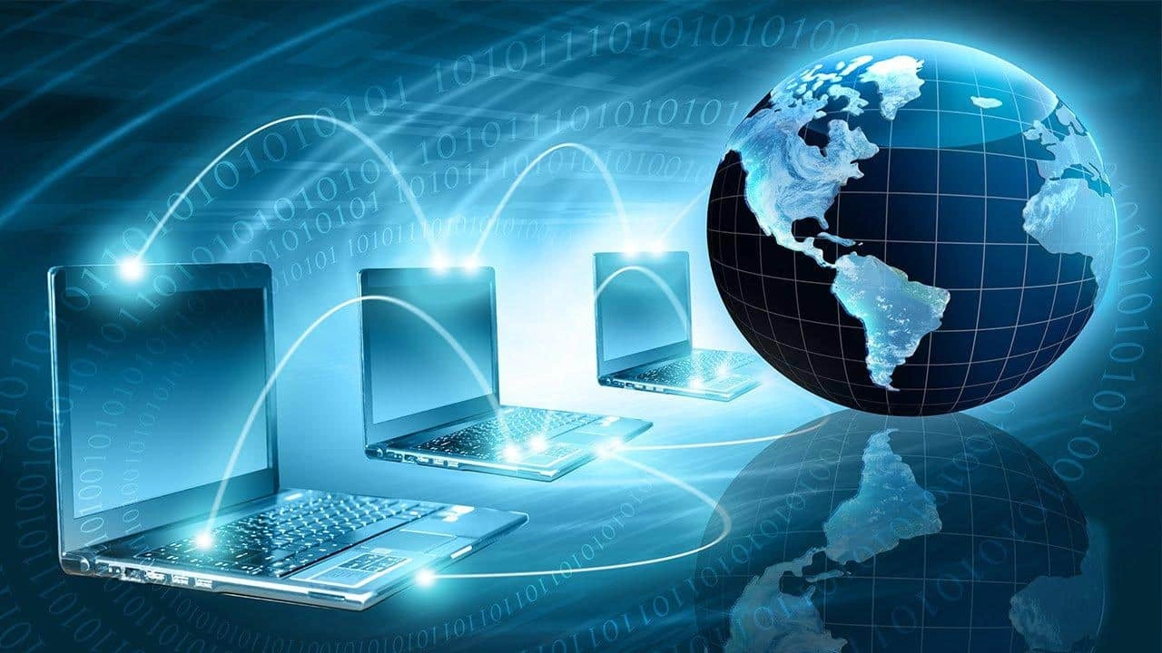 صورة مقدمة عن الإنترنت