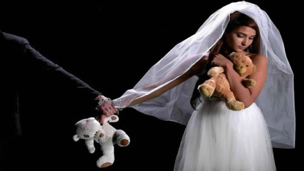 صورة مميزات وعيوب الزواج المبكر
