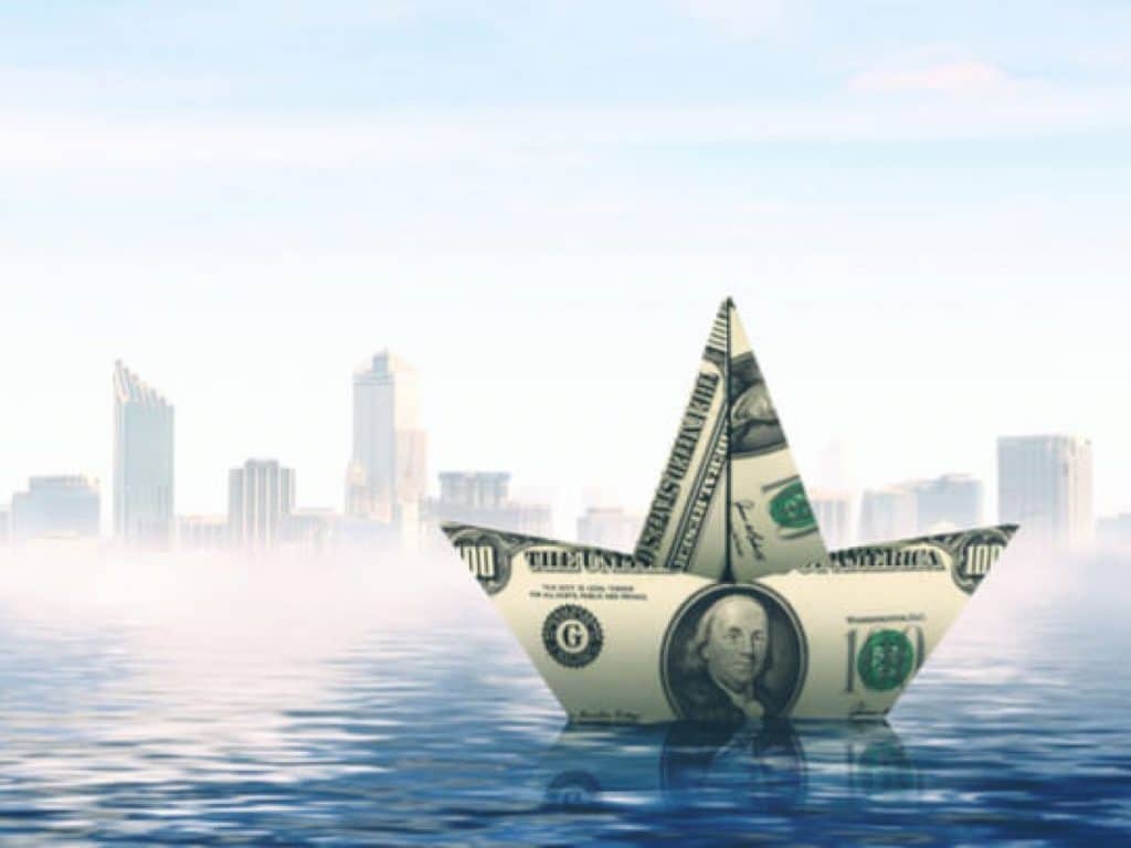 مميزات وعيوب تعويم العملة