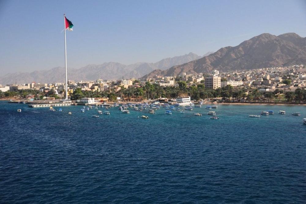 موضوع تعبير بالانجليزي عن العقبة