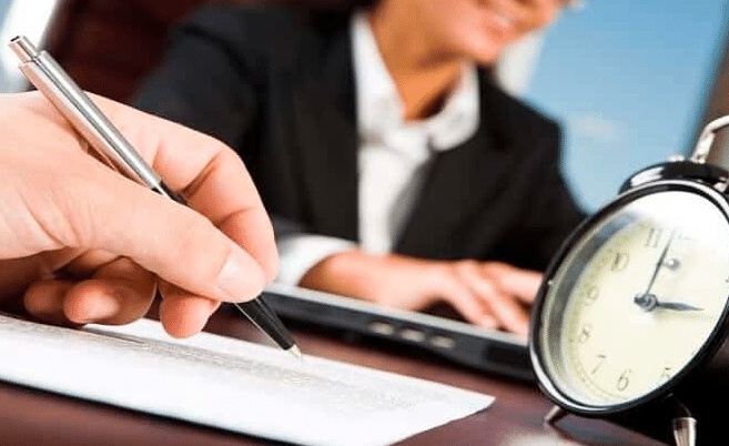 موضوع تعبير عن أهمية العمل