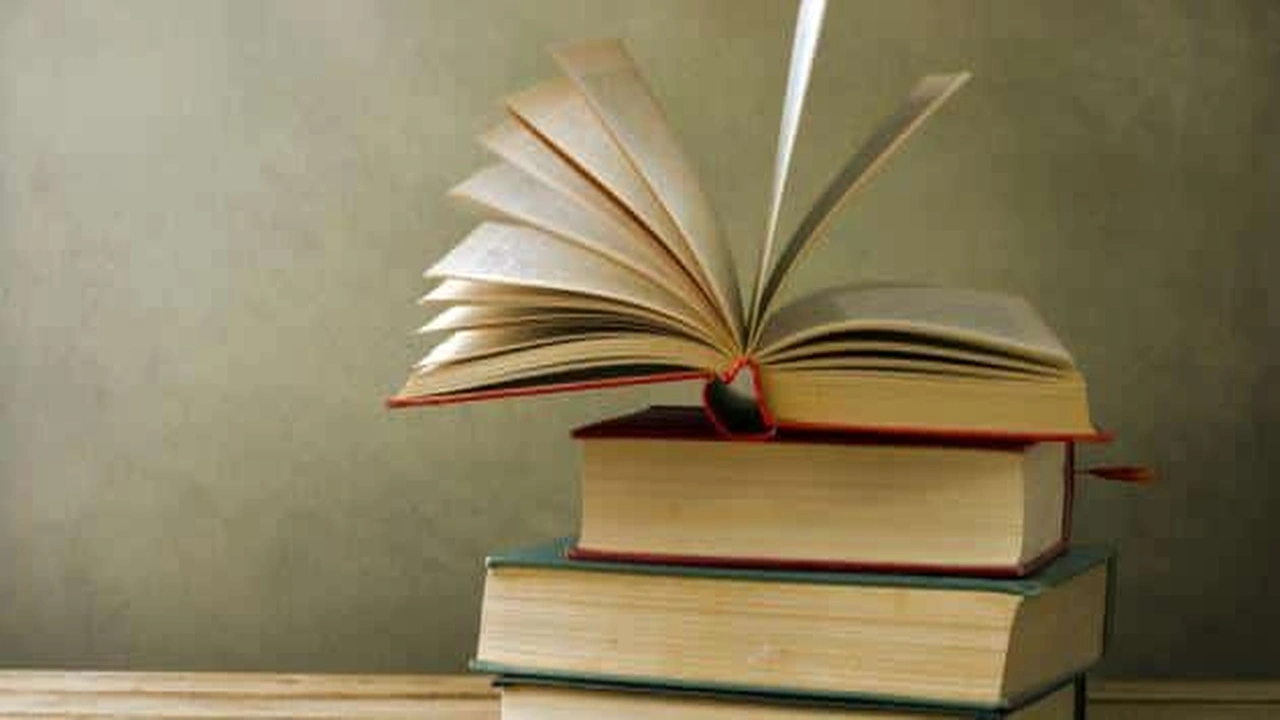 صورة موضوع عن الشعر الوطني