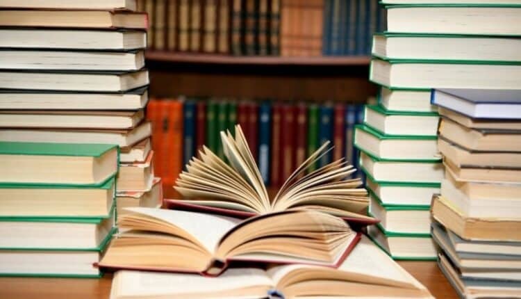 موضوع عن الكتاب