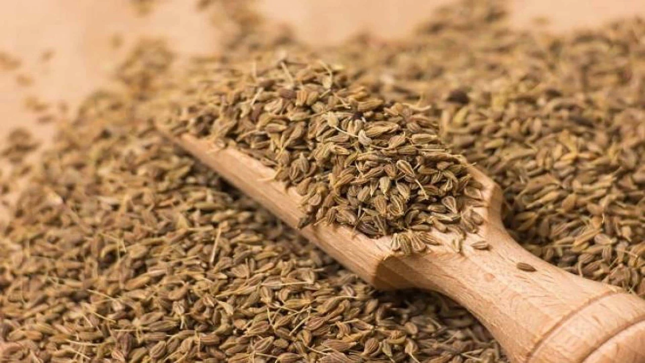 صورة مين جربت اليانسون لفتح الرحم