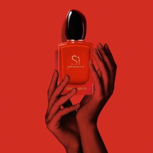 مين جربت عطر si الأحمر