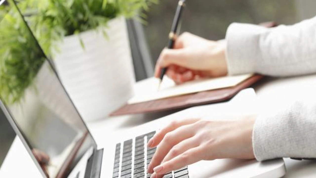 صورة نموذج كتابة تقرير عن سرقة