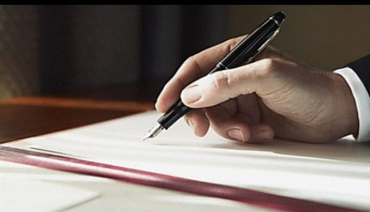 نموذج كتابة تقرير عن موظف