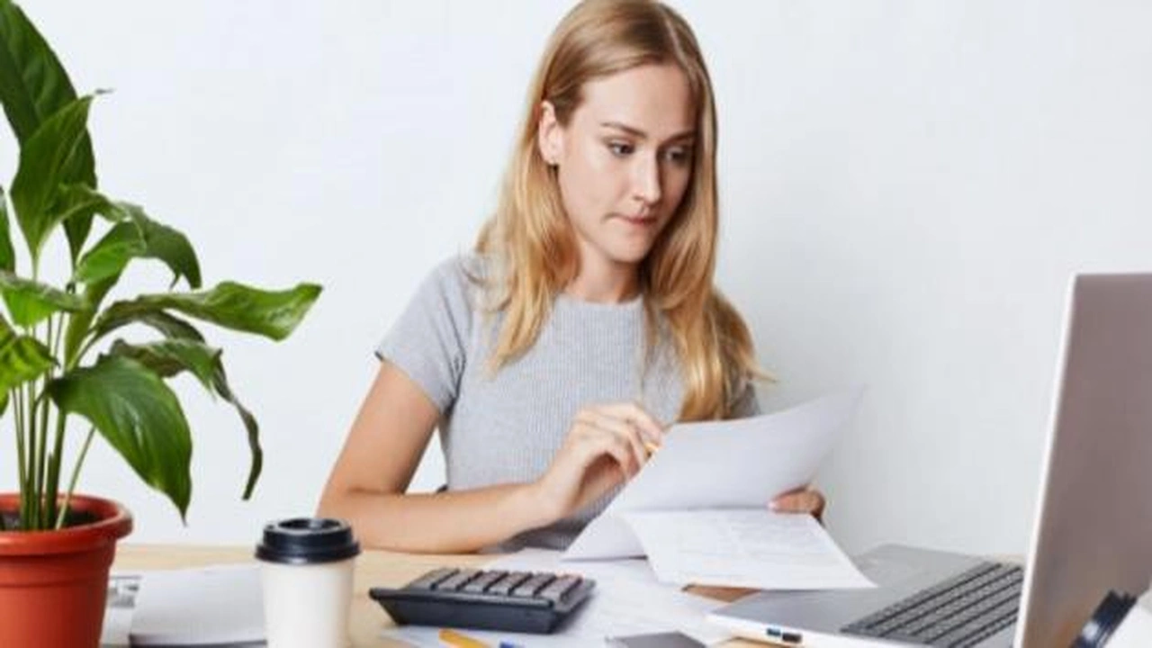 صورة نموذج كتابة تقرير عن موظف