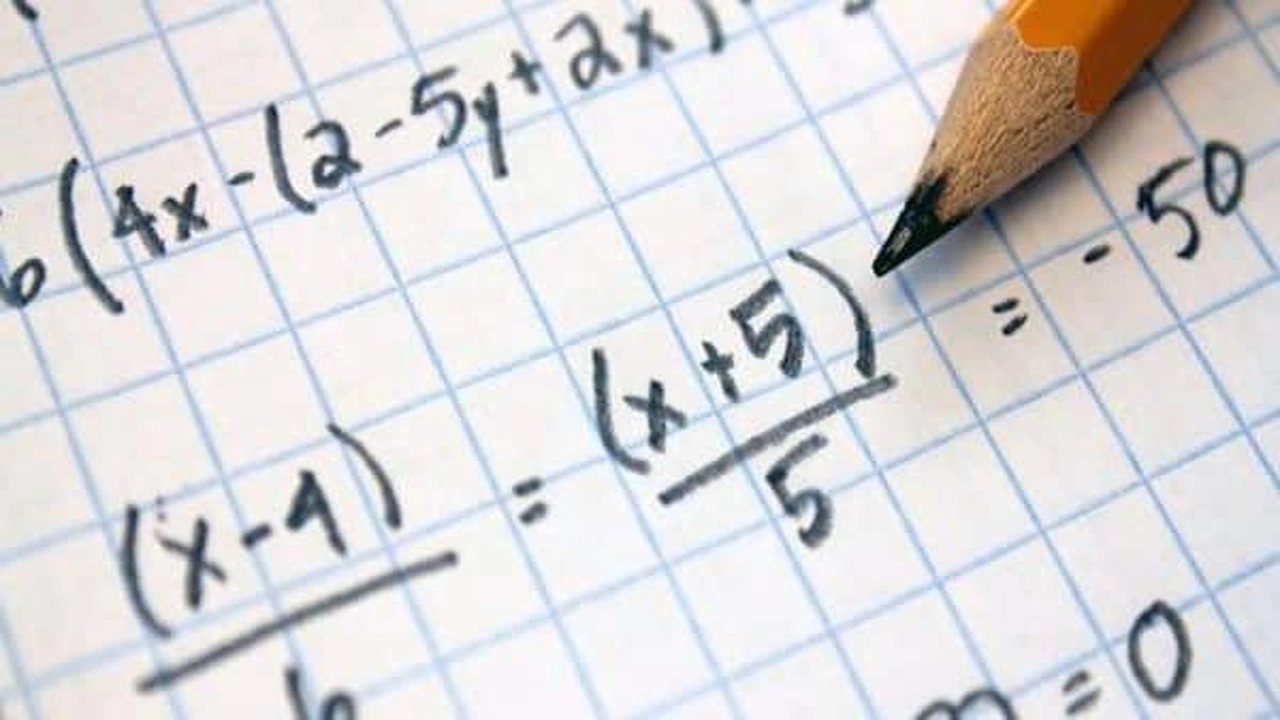 صورة ورقة عمل العمليات على المصفوفات